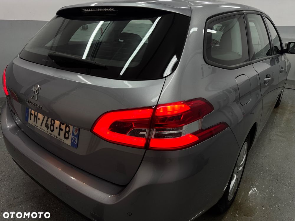 Peugeot 308 BlueHDi 130 EAT6 Stop & Start Active - 33