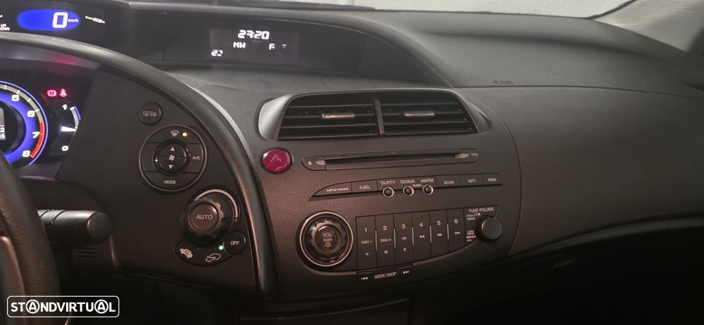 Honda Civic 1.4 i-VTEC Sport Edition - 7