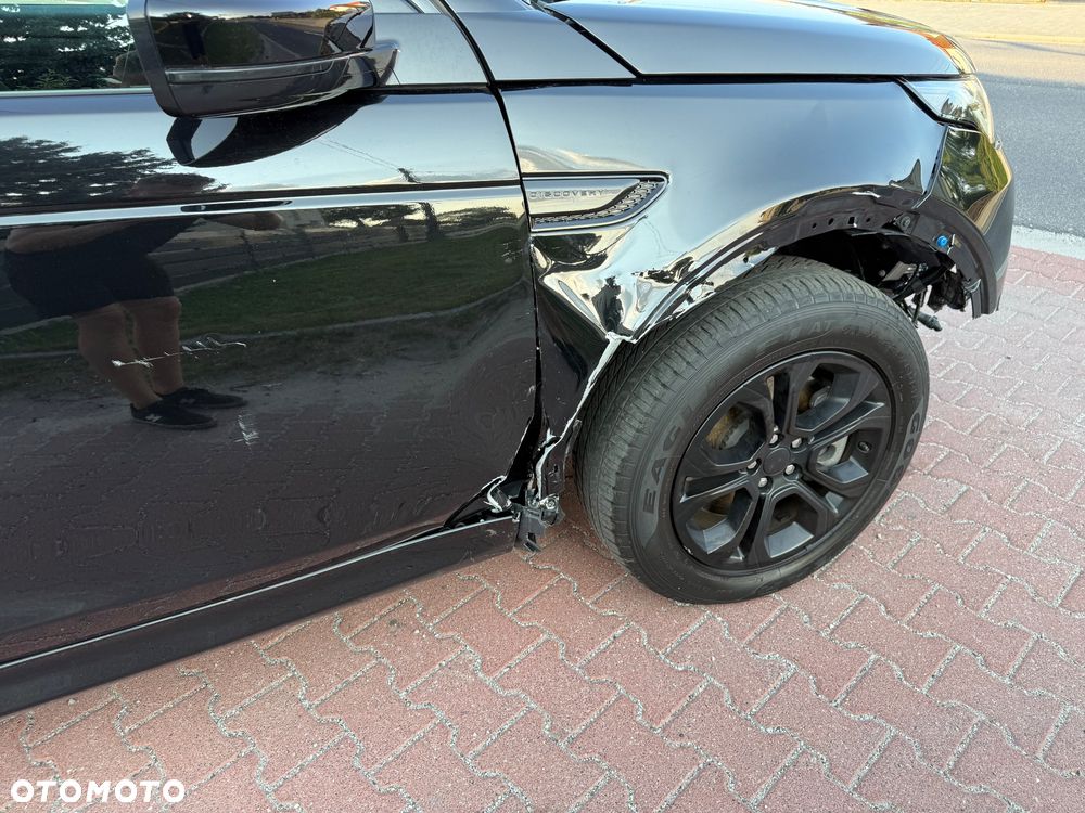 Land Rover Discovery Sport P300e R-Dynamic S - 16