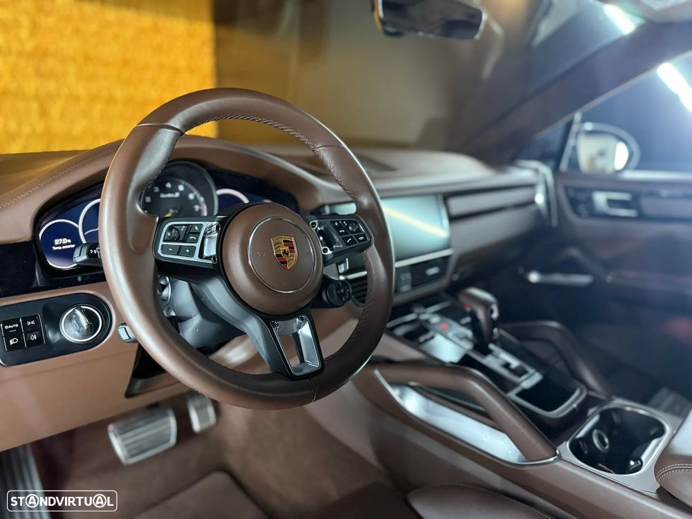 Porsche Cayenne Coupé Turbo S E-Hybrid - 28