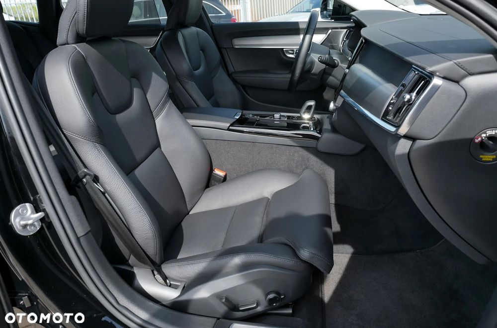 Volvo V90 T6 AWD Plug-In Hybrid Plus Bright - 11