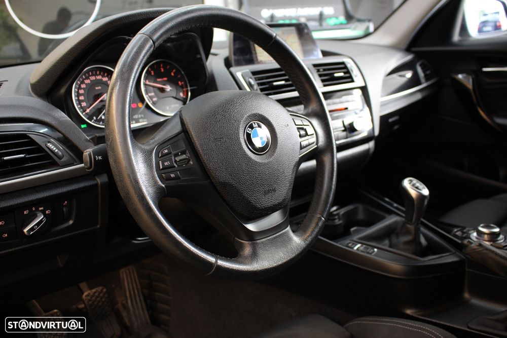 BMW 116 d EfficientDynamics Edition Sport Line - 27