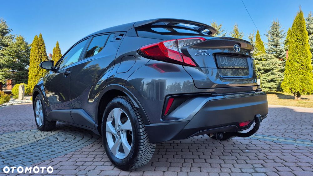 Toyota C-HR Flow - 32