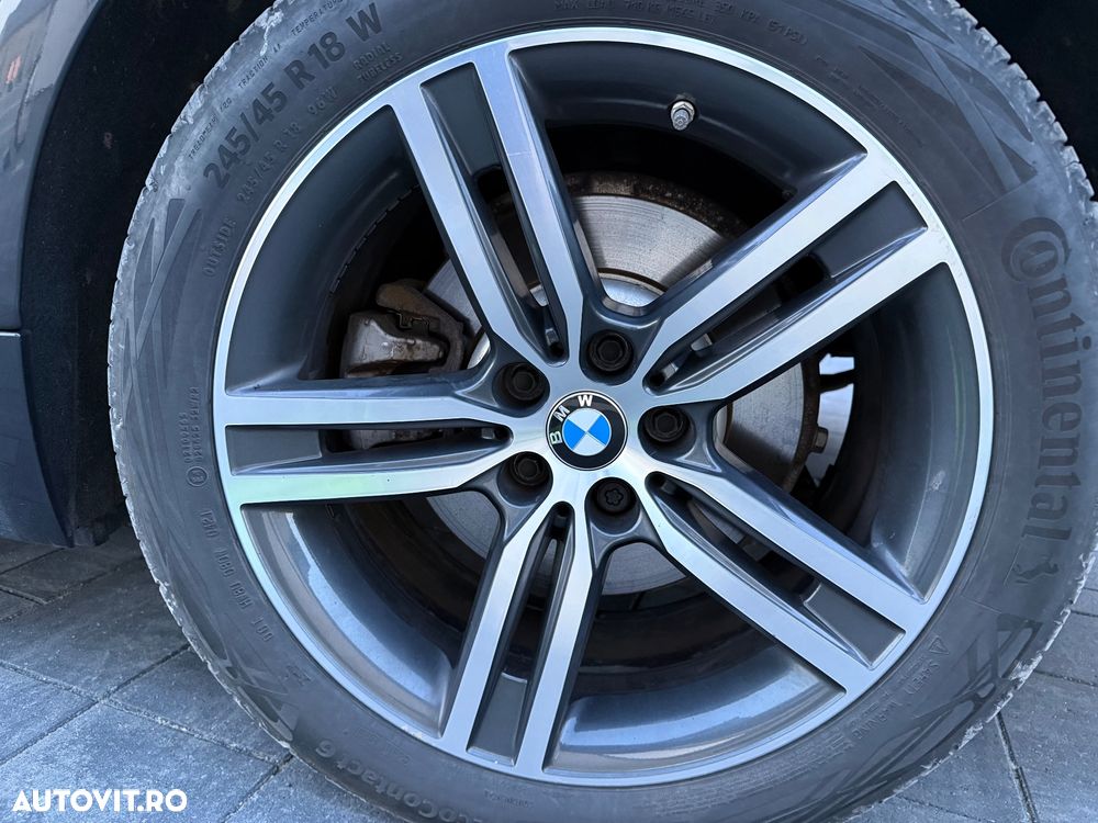 BMW Seria 5 530e Aut. Luxury Line - 13