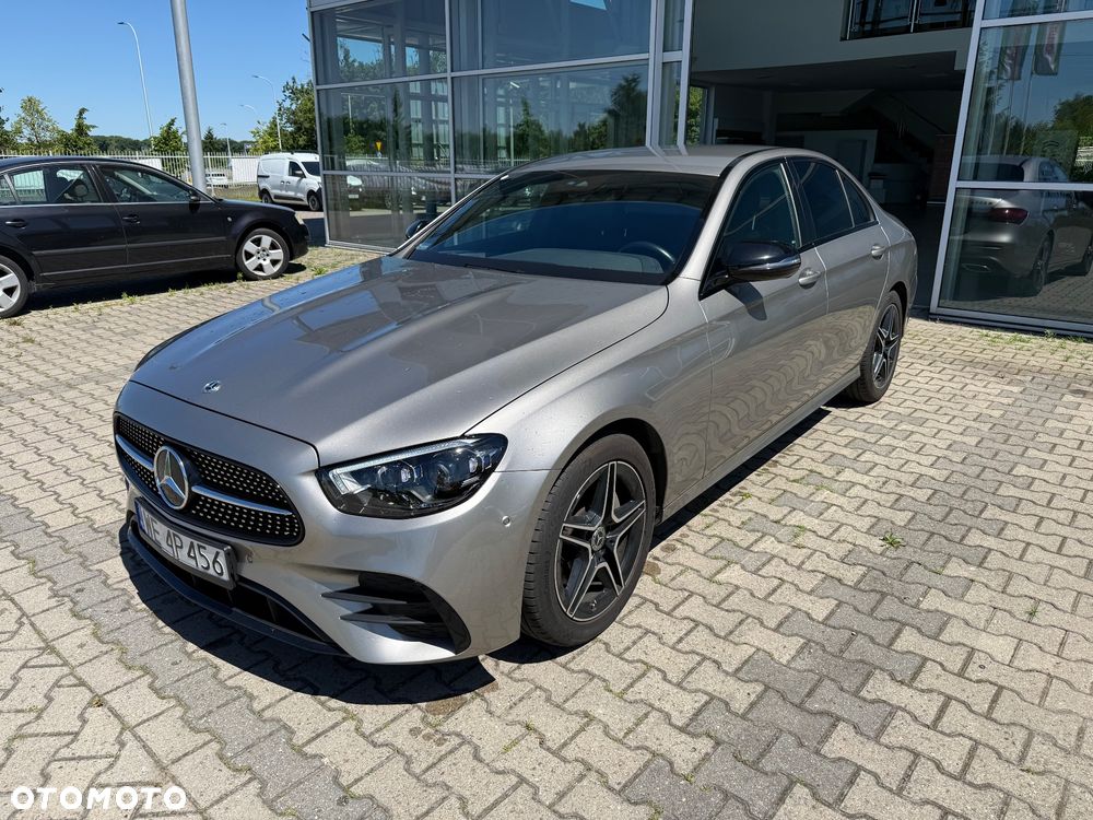 Mercedes-Benz Klasa E 220 d 4-Matic AMG - 40