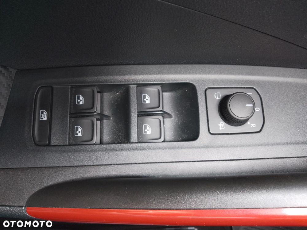 Skoda Fabia 1.5 TSI Monte Carlo DSG - 25