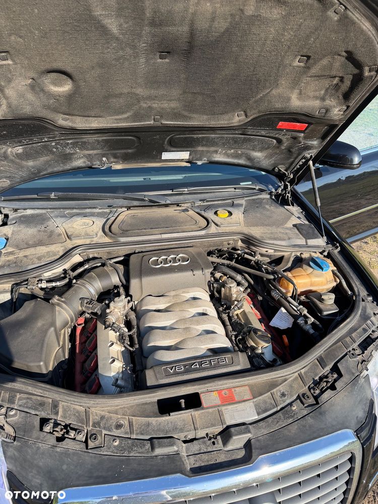 Audi A8 4.2 FSI Quattro - 14