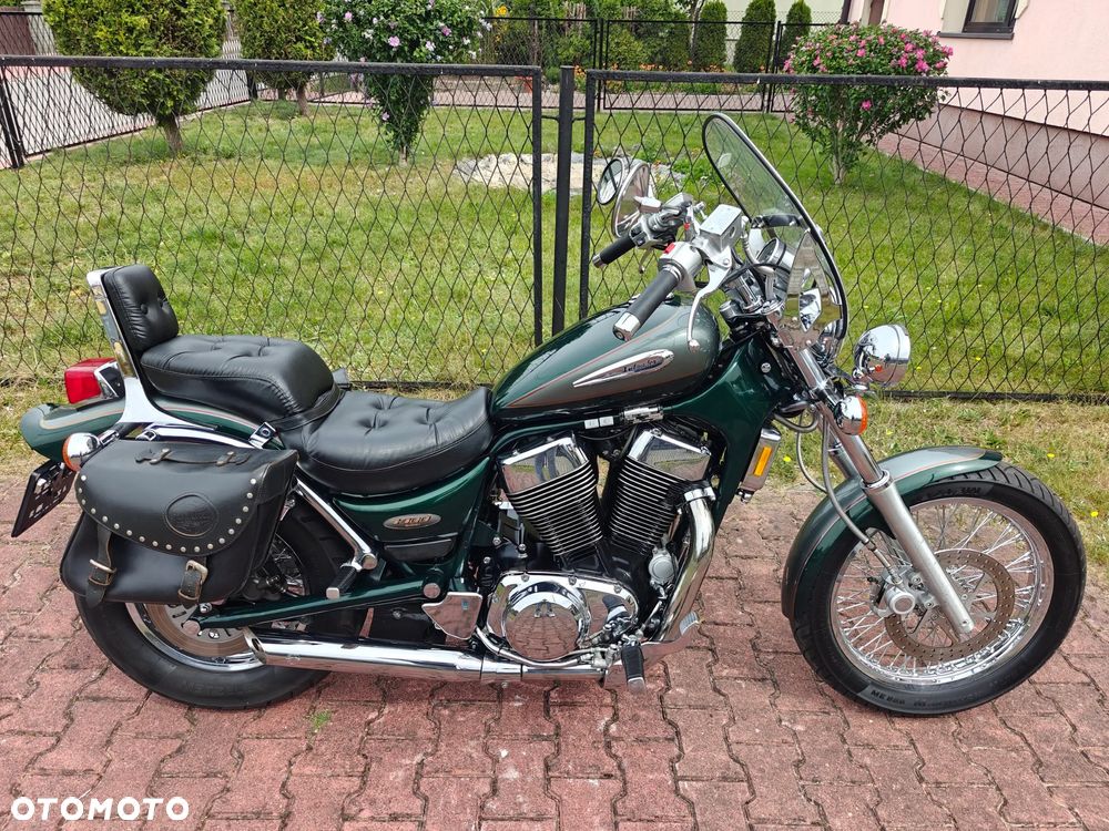 Suzuki Intruder