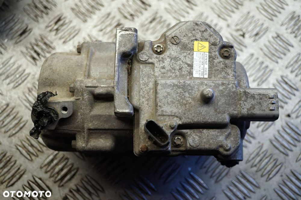 KOMPRESOR KLIMATYZACJI SPRĘŻARKA PRIUS  042200-0404 TOYOTA - 1