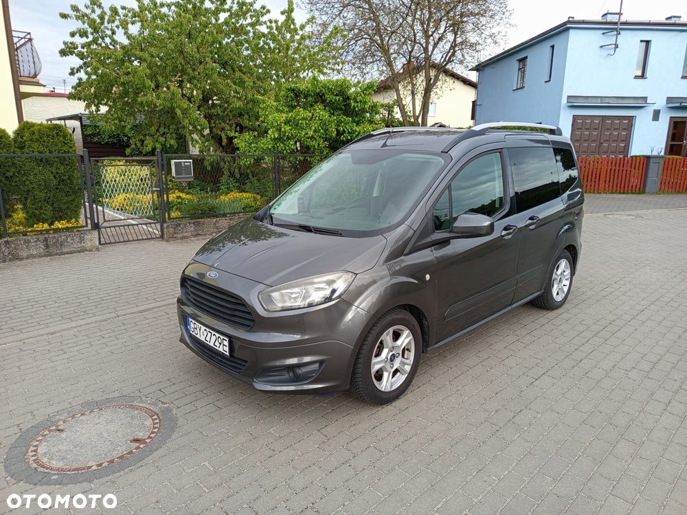 Ford Tourneo Courier - 2