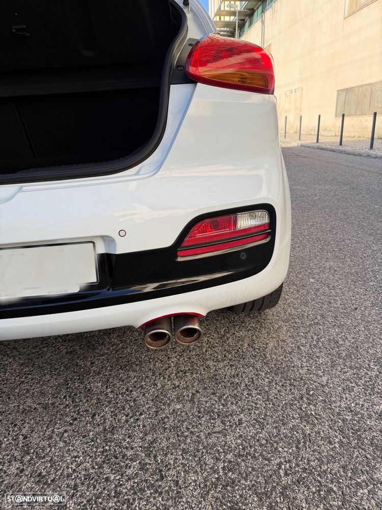 Kia Ceed S Coupé 1.6 CRDi TX - 23