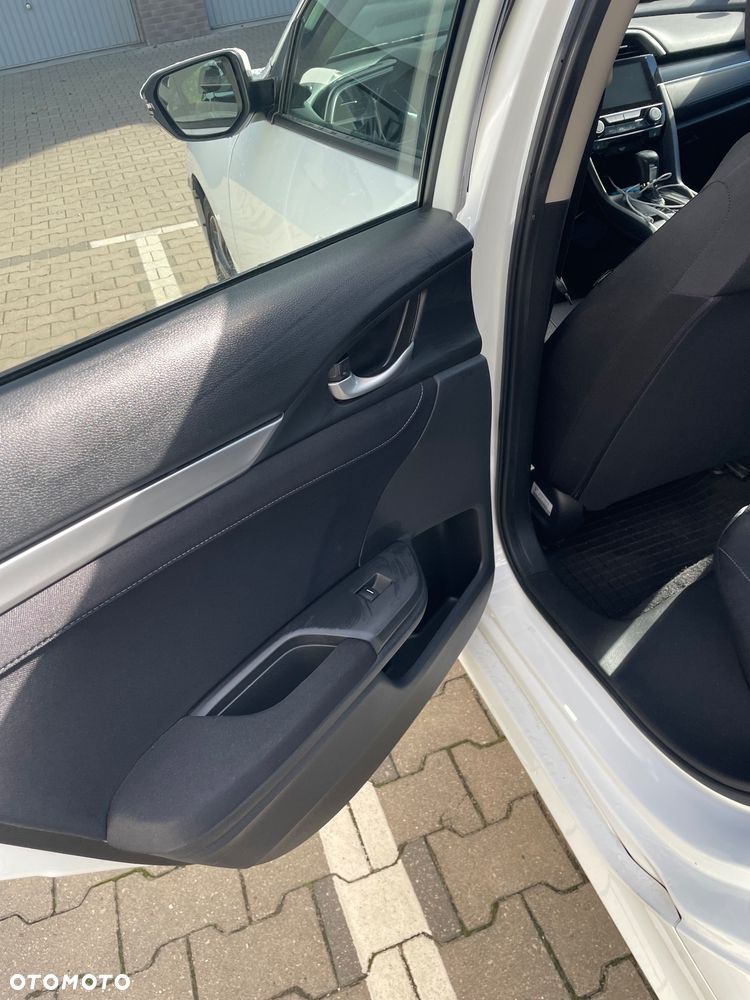 Honda Civic 1.5 T Elegance CVT - 13
