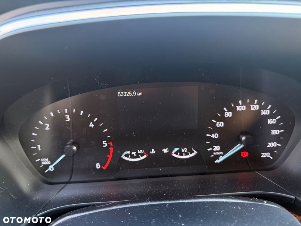 Ford Kuga 2.0 EcoBlue mHEV FWD Titanium - 8