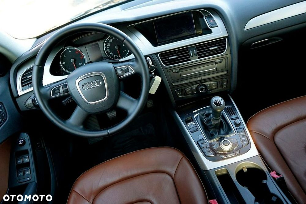 Audi A4 Limousine 2.0 TDI 112g DPF Ambiente - 24
