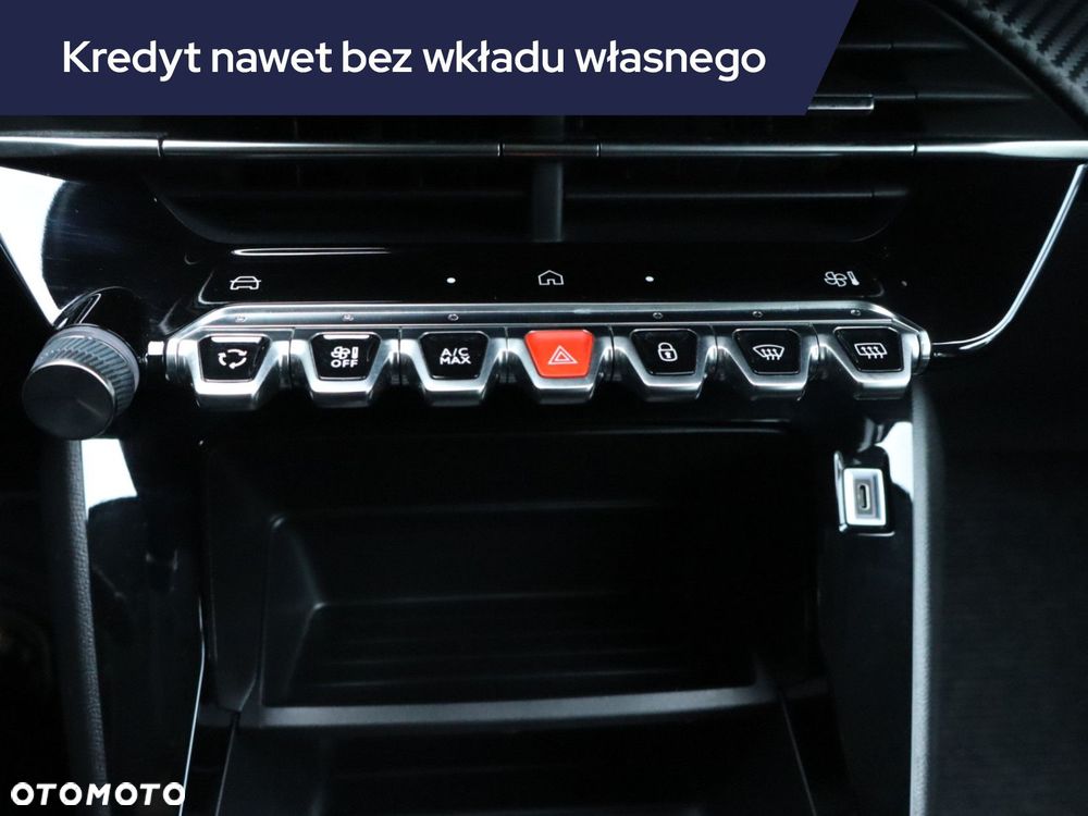 Peugeot 208 - 19