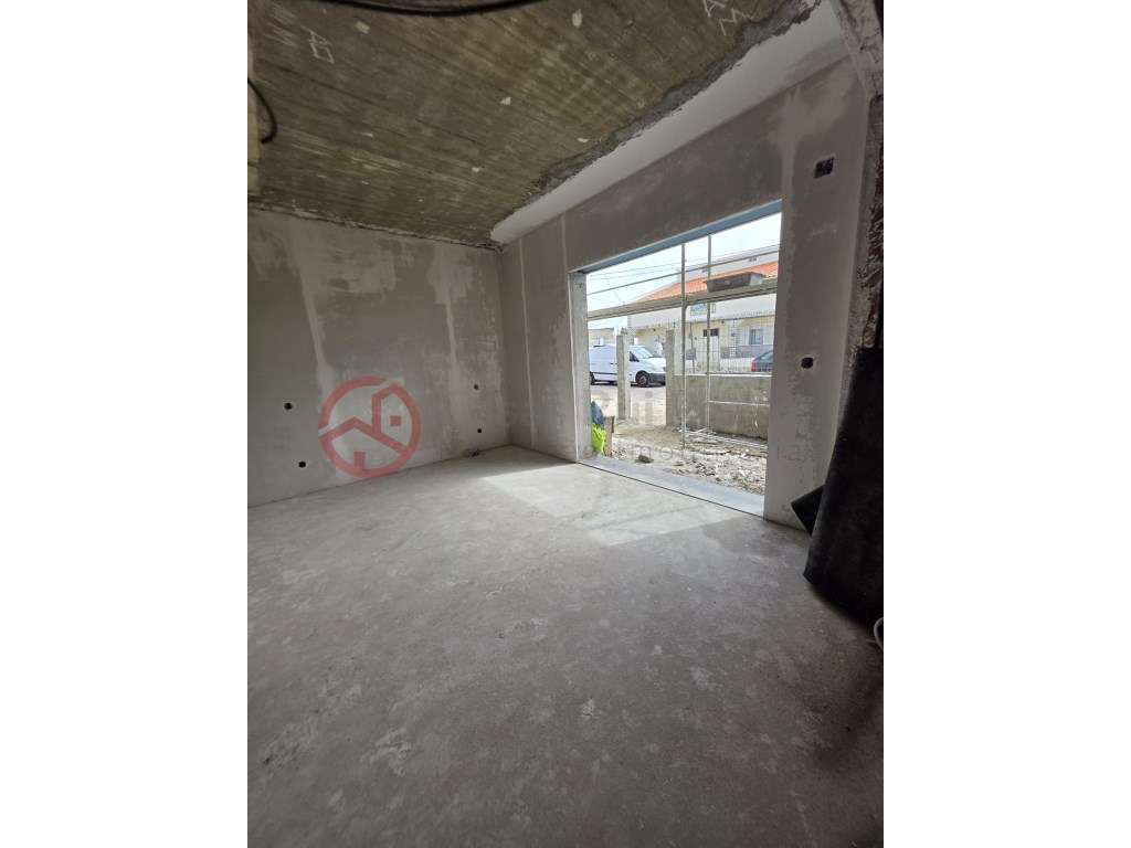 Moradia T3 com garagem em Fernão Ferro - Grande imagem: 3/14