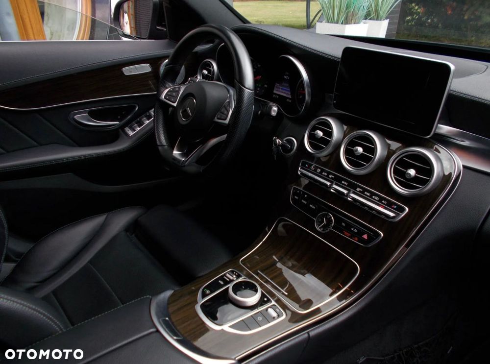 Mercedes-Benz Klasa C 250 7G-TRONIC - 3