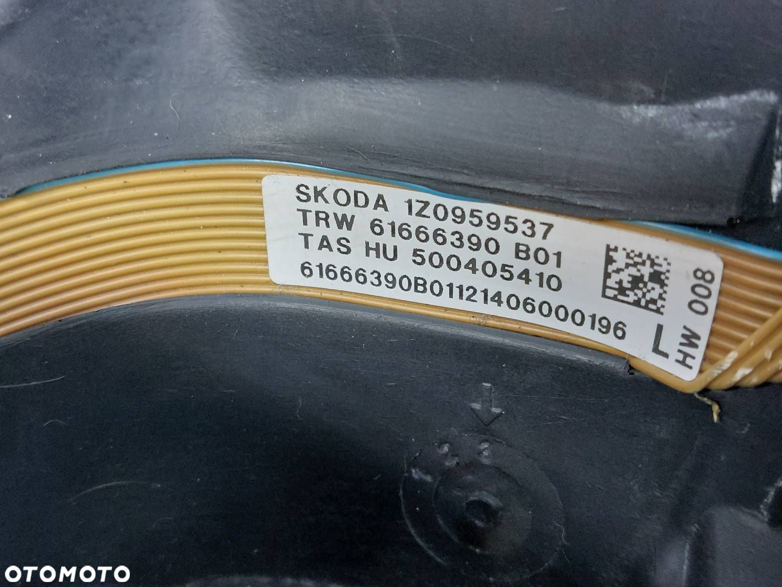 KIEROWNICA SKODA OCTAVIA II 1Z0419091J 1Z0959538 1Z0959537 1P0959542 - 8