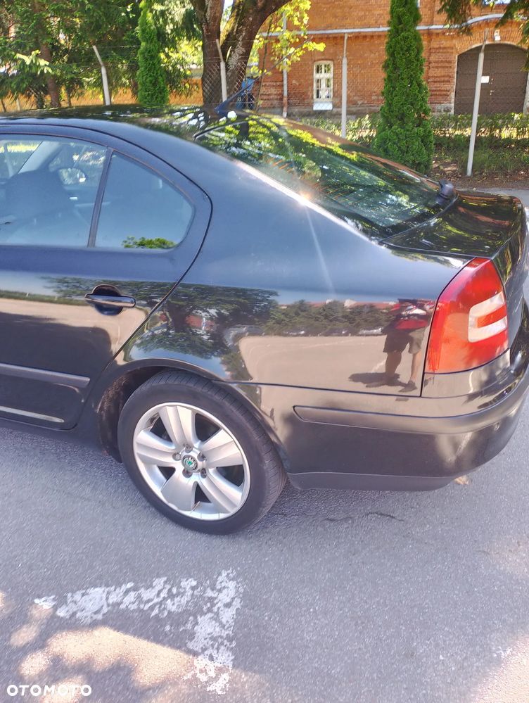 Skoda Octavia - 2