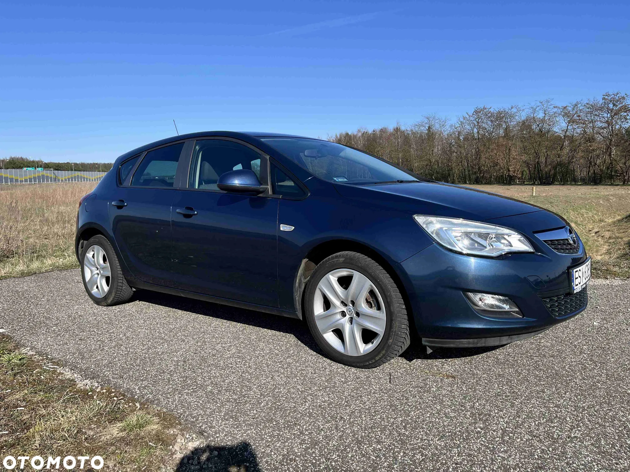Opel Astra IV 1.4 T Cosmo - 3