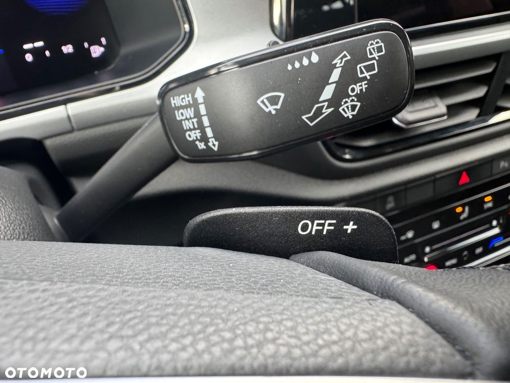 Volkswagen T-Roc 1.5 TSI Life Plus DSG - 12