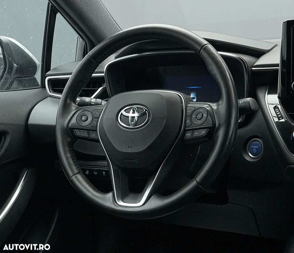 TOYOTA Corolla 2022 — imagine 17