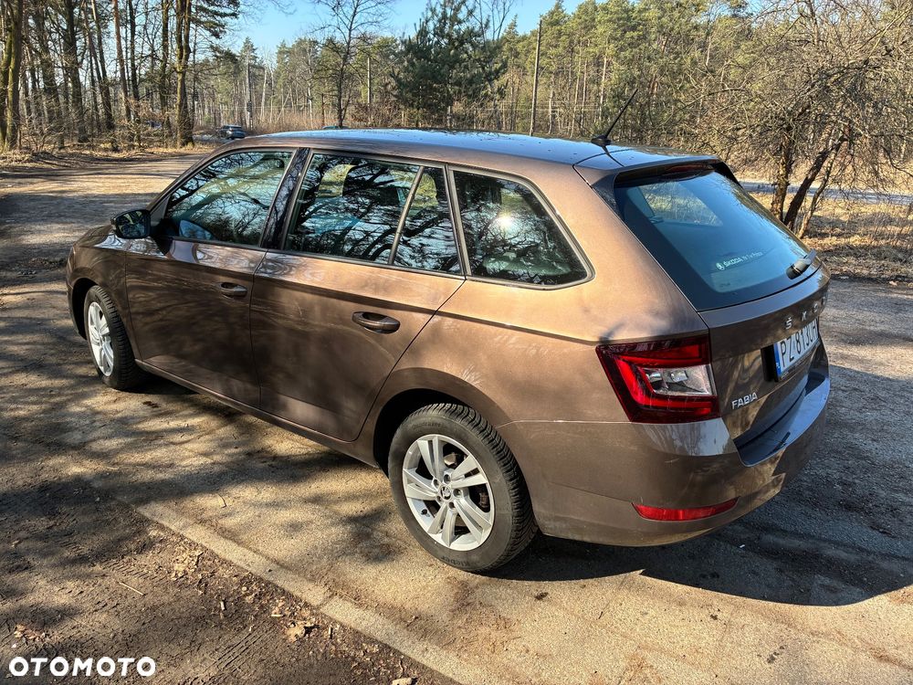 Skoda Fabia 1.0 TSI Ambition - 4