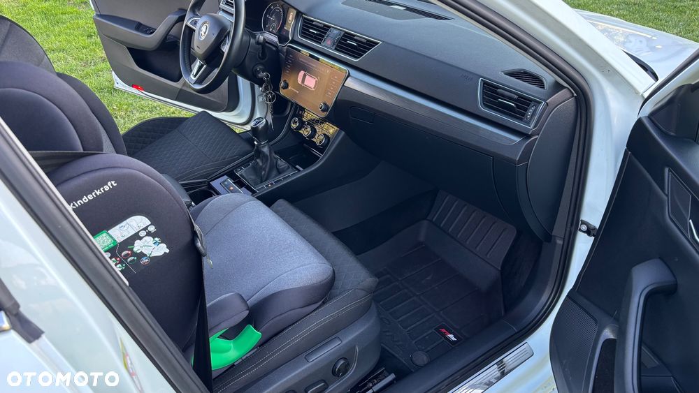 Skoda Superb 2.0 TDI Style - 13