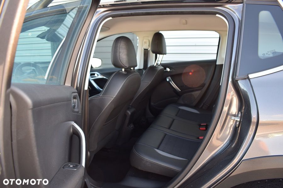 Peugeot 2008 PureTech 110 Stop&Start Allure - 6