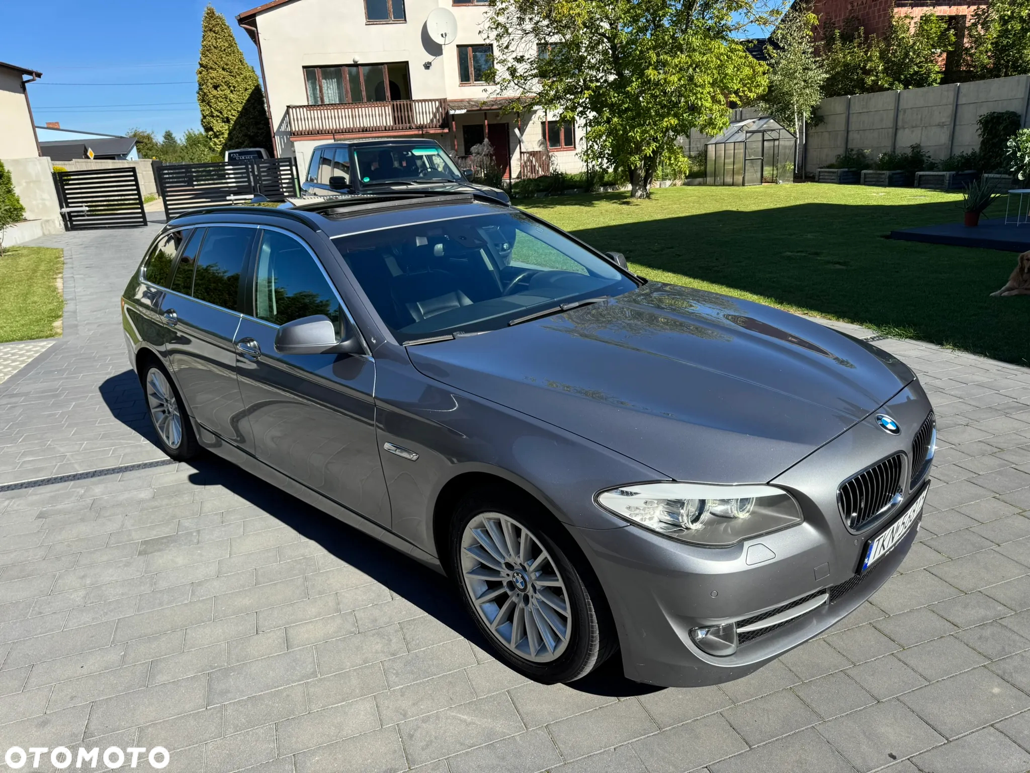 BMW Seria 5 520d Touring Luxury Line - 10