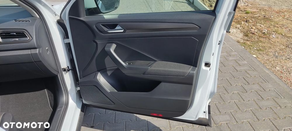 Volkswagen T-Roc 1.6 TDI SCR Style - 27