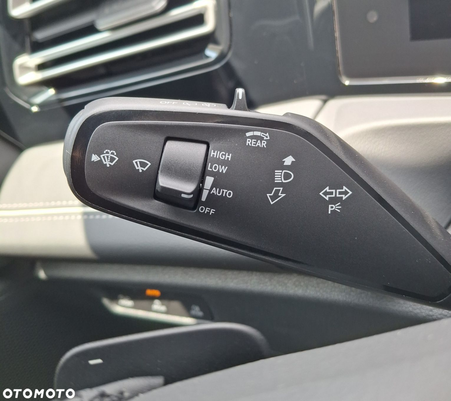 Volkswagen Tiguan 1.5 TSI EVO Elegance DSG - 20