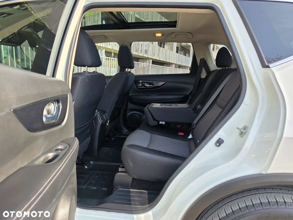 Nissan X-Trail 1.3 DIG-T N-Connecta 2WD DCT - 21
