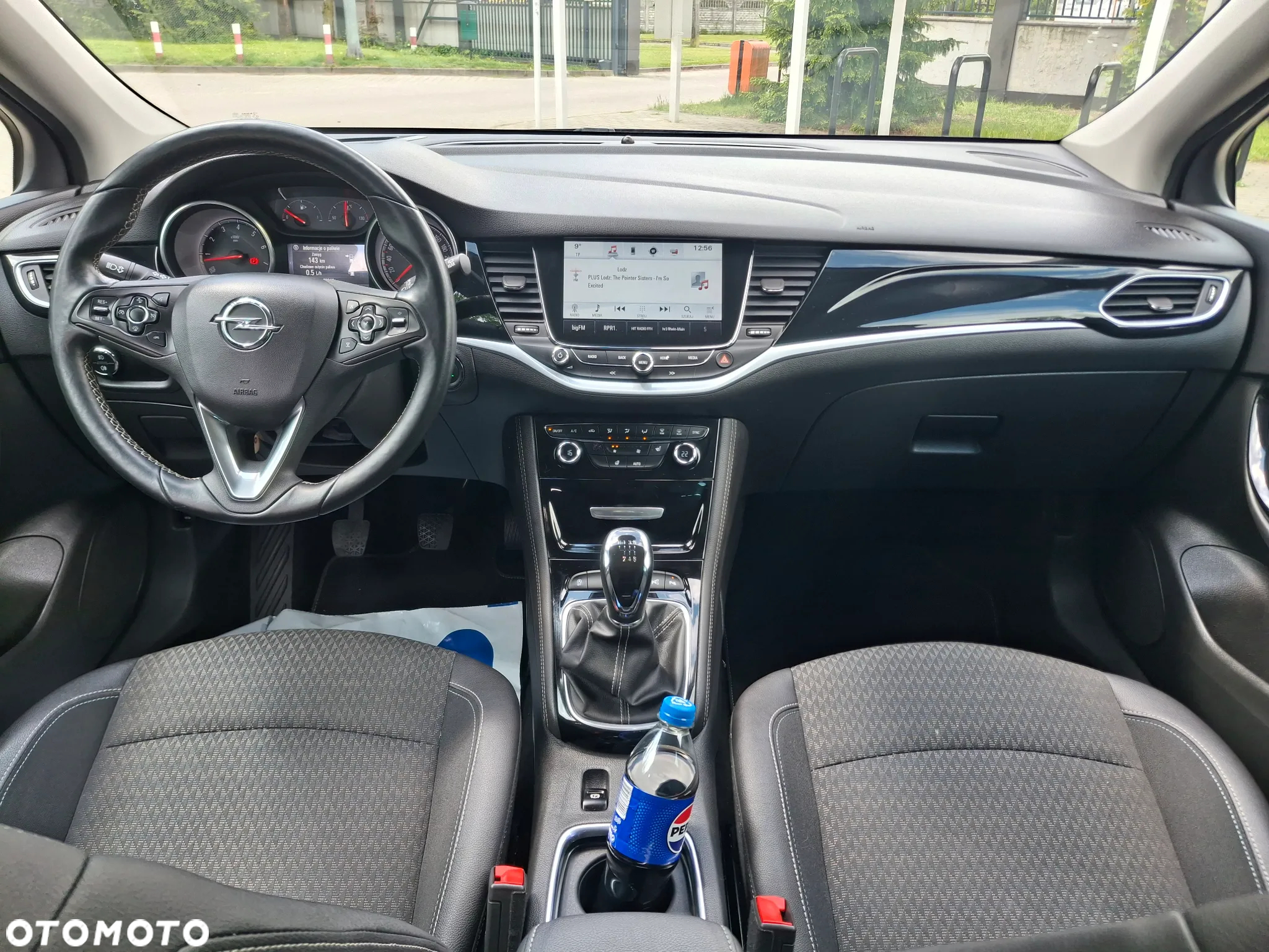 Opel Astra 1.6 Turbo Start/Stop Dynamic - 22
