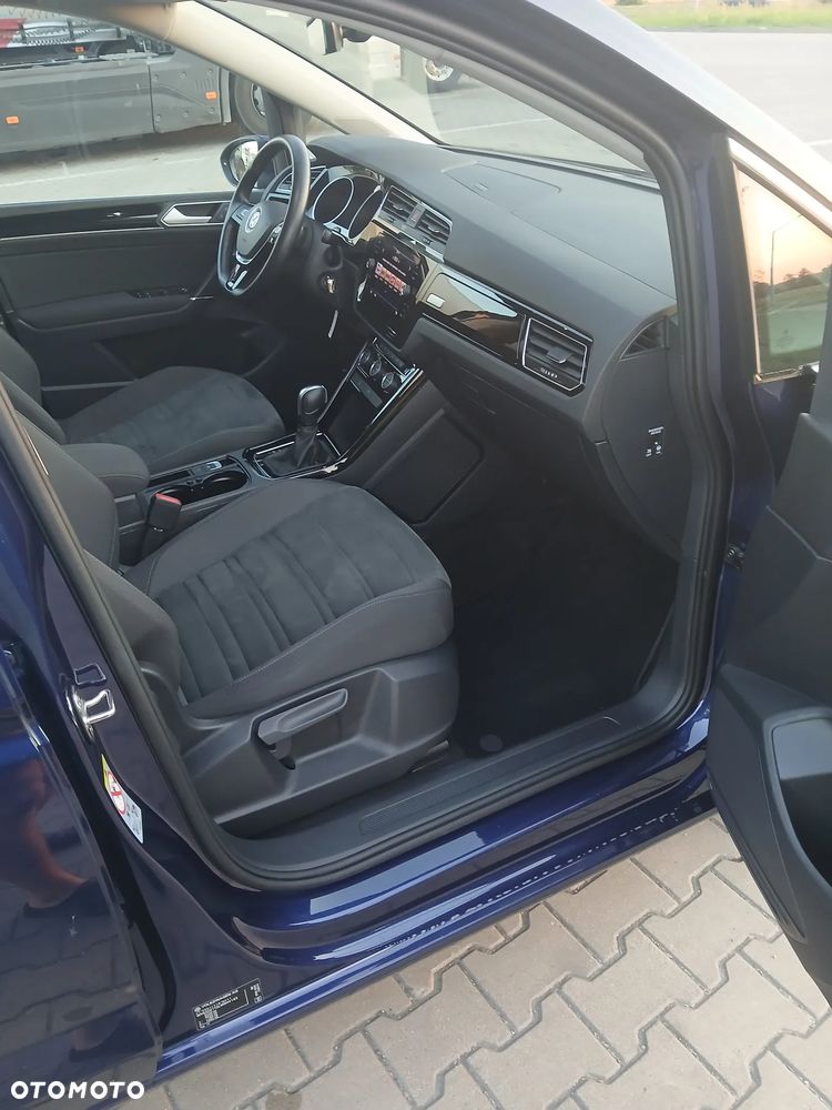 Volkswagen Touran 2.0 TDI SCR (BlueMotion Technology) DSG Comfortline - 13