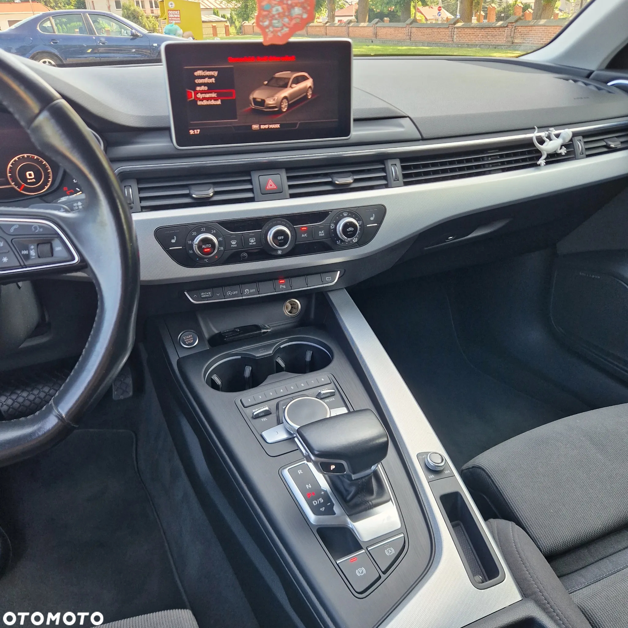 Audi A4 2.0 TFSI ultra Sport S tronic - 28