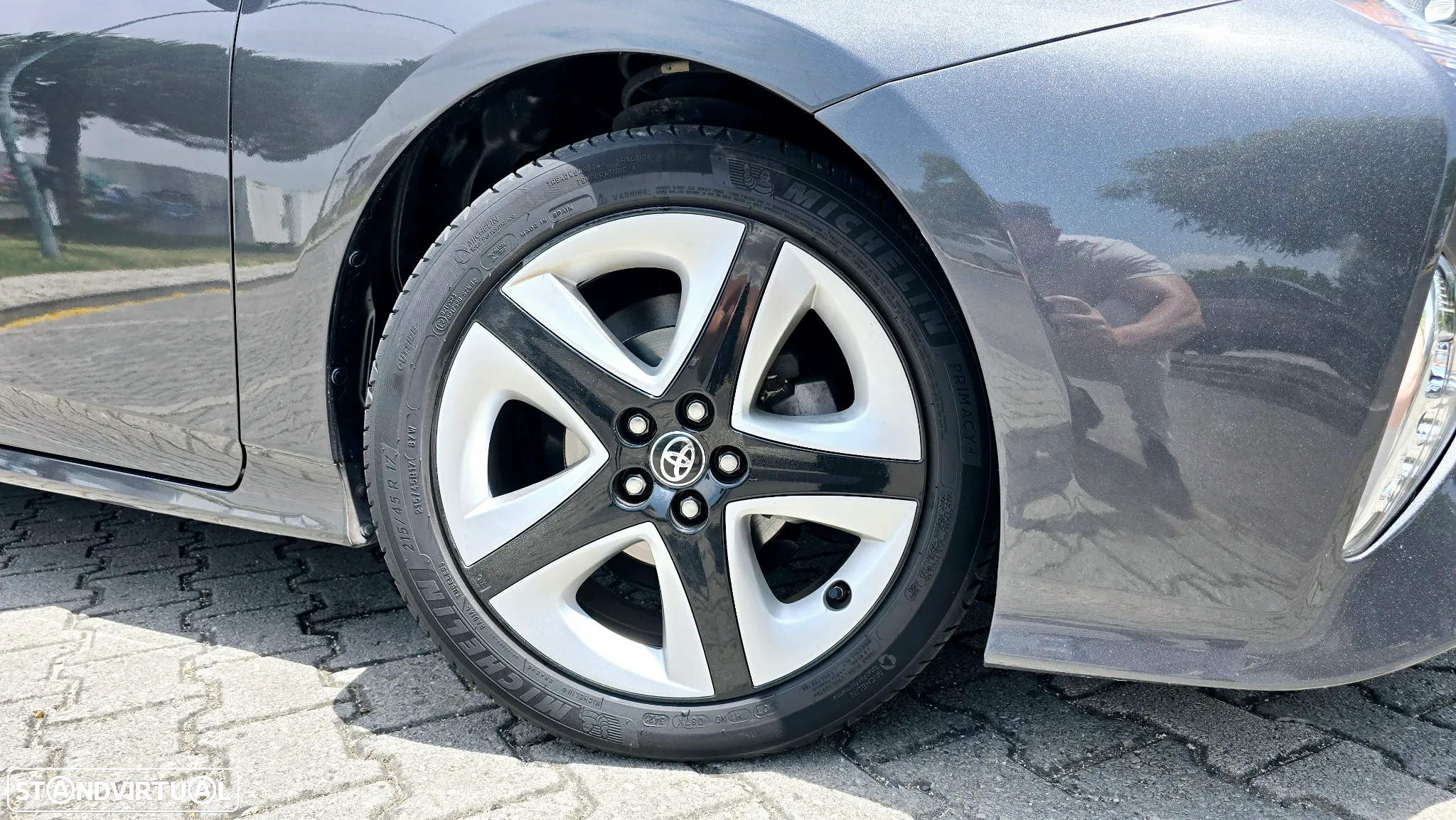 Toyota Prius 1.8 Luxury Pele+Pack Techno - 18