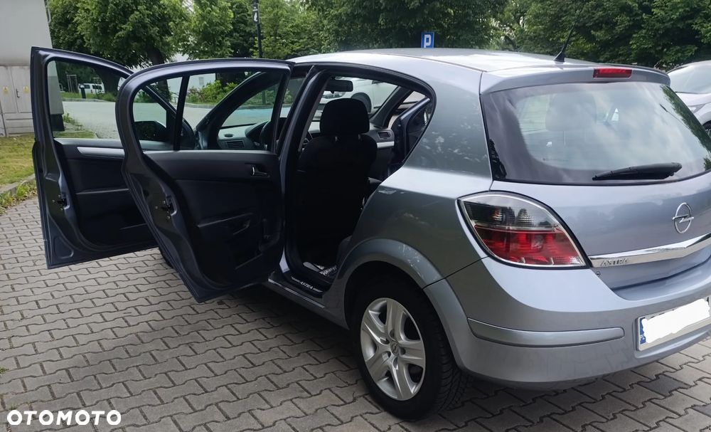 Opel Astra 1.4 Selection - 11
