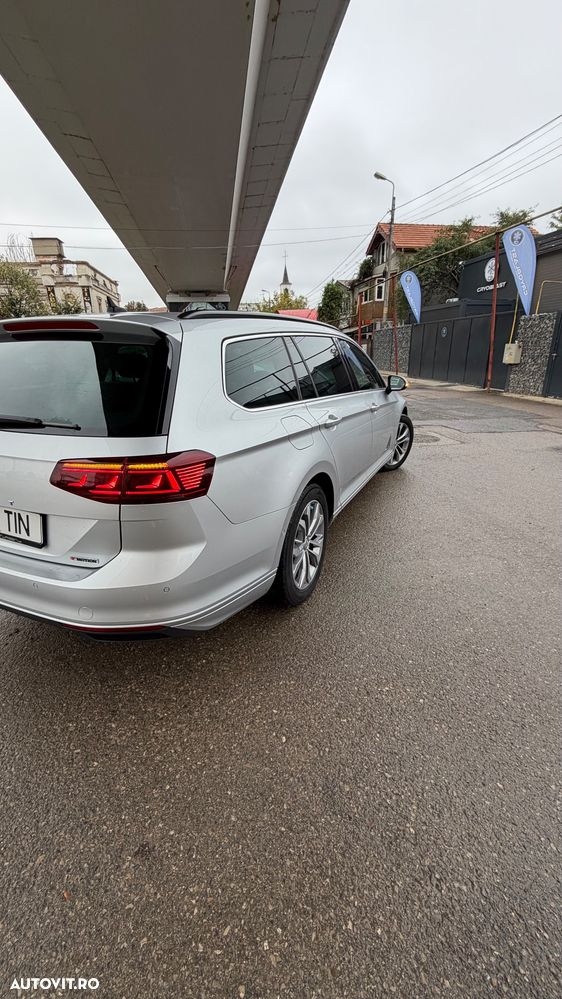 Volkswagen Passat - 6