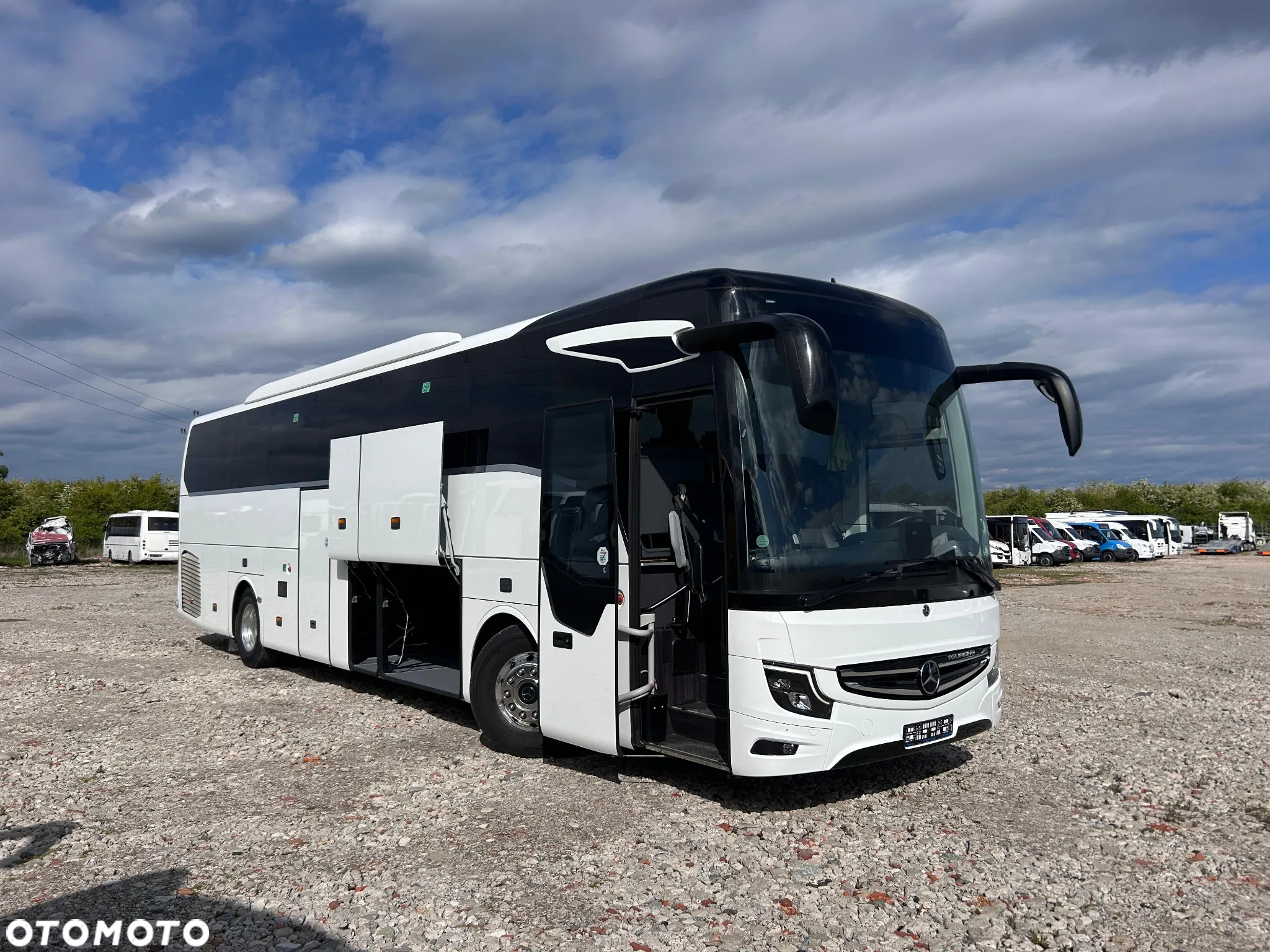 Mercedes-Benz Tourismo - 10