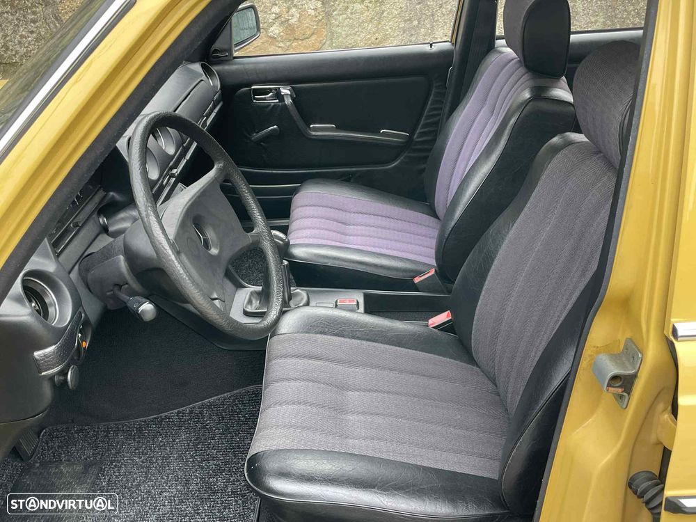 Mercedes-Benz E 200 - 16