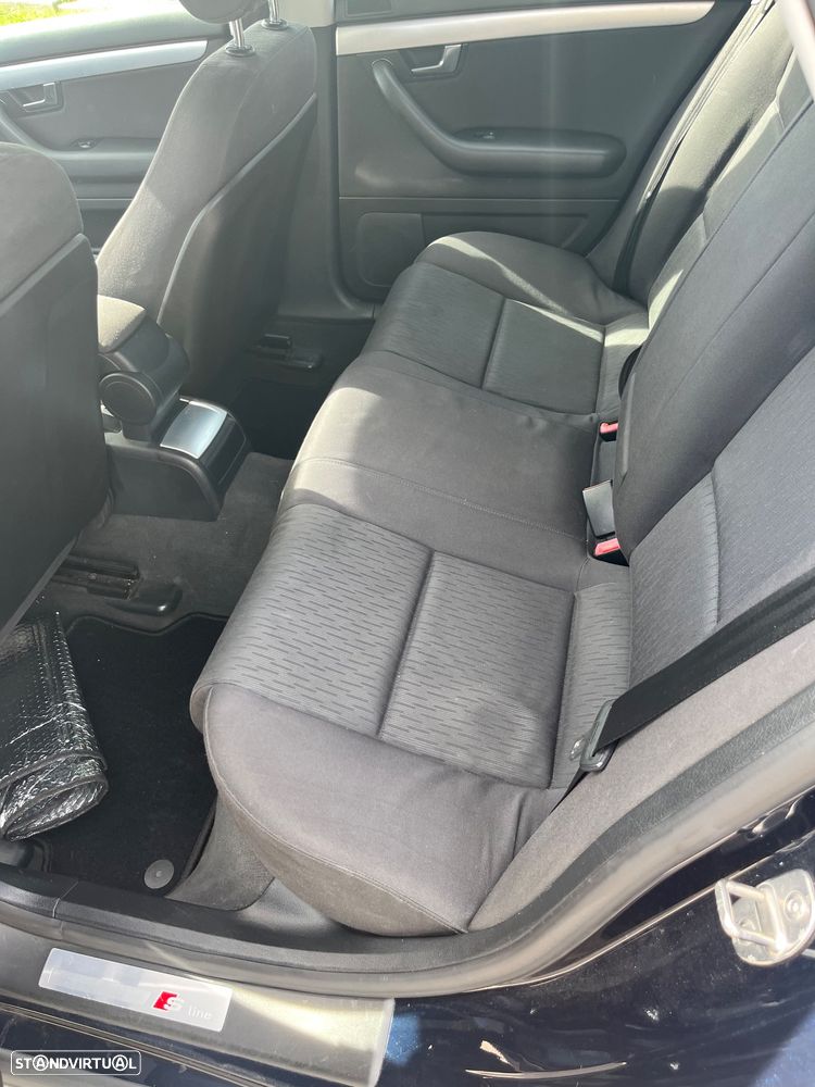 Audi A4 Avant 2.0 TDi S-line - 7