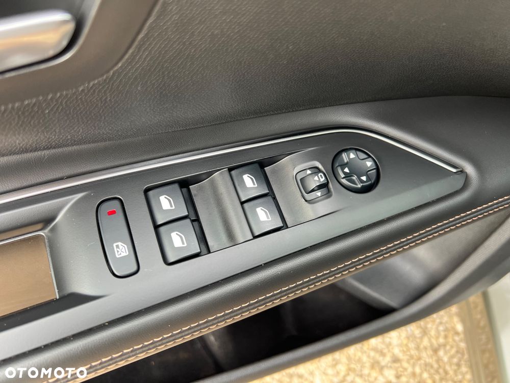 Peugeot 5008 2.0 BlueHDI GT S&S EAT8 - 20