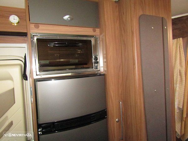 Itineo A-Class CB 740 Cama Central - 20
