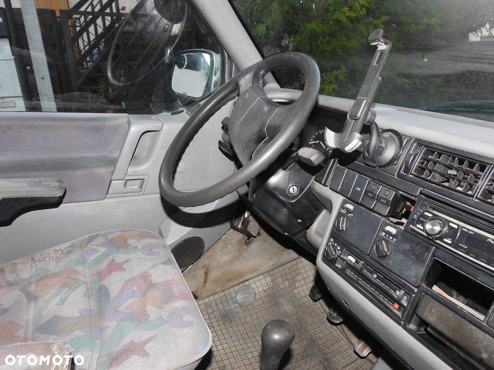 Volkswagen Multivan - 6