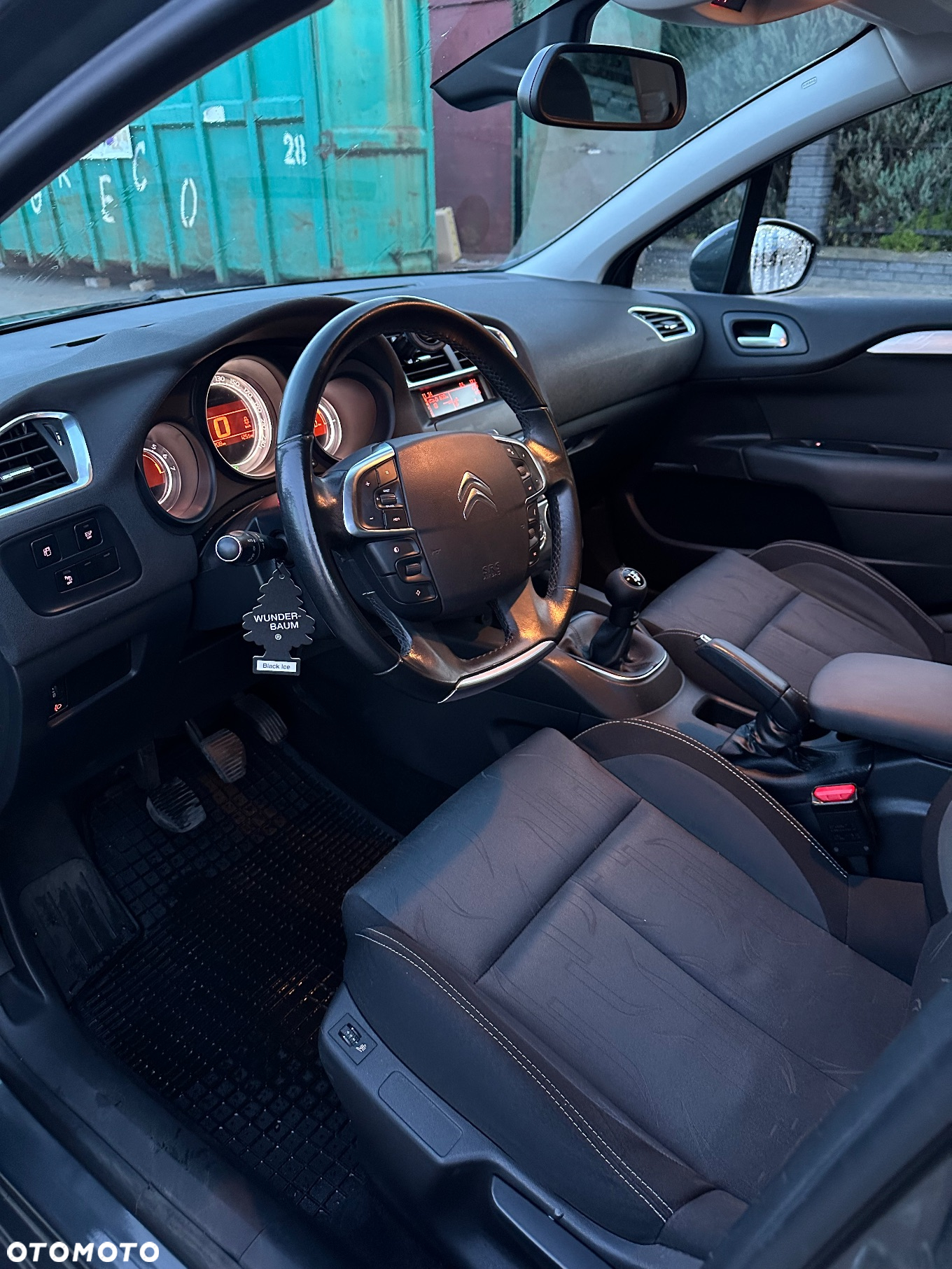 Citroën C4 1.6 VTi Exclusive - 24