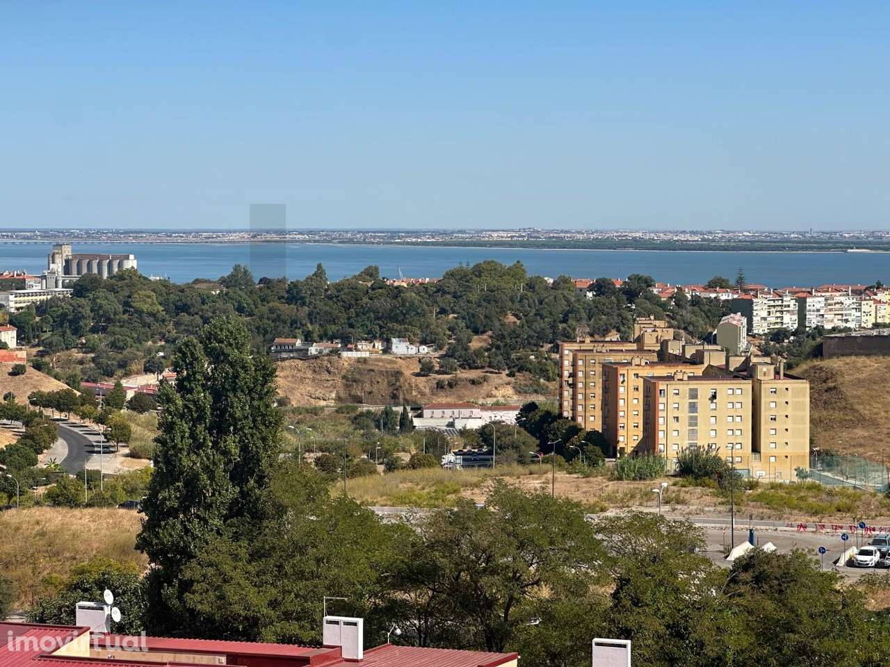 T1 de Luxo com 92m2 na Penha de França - Grande imagem: 3/21