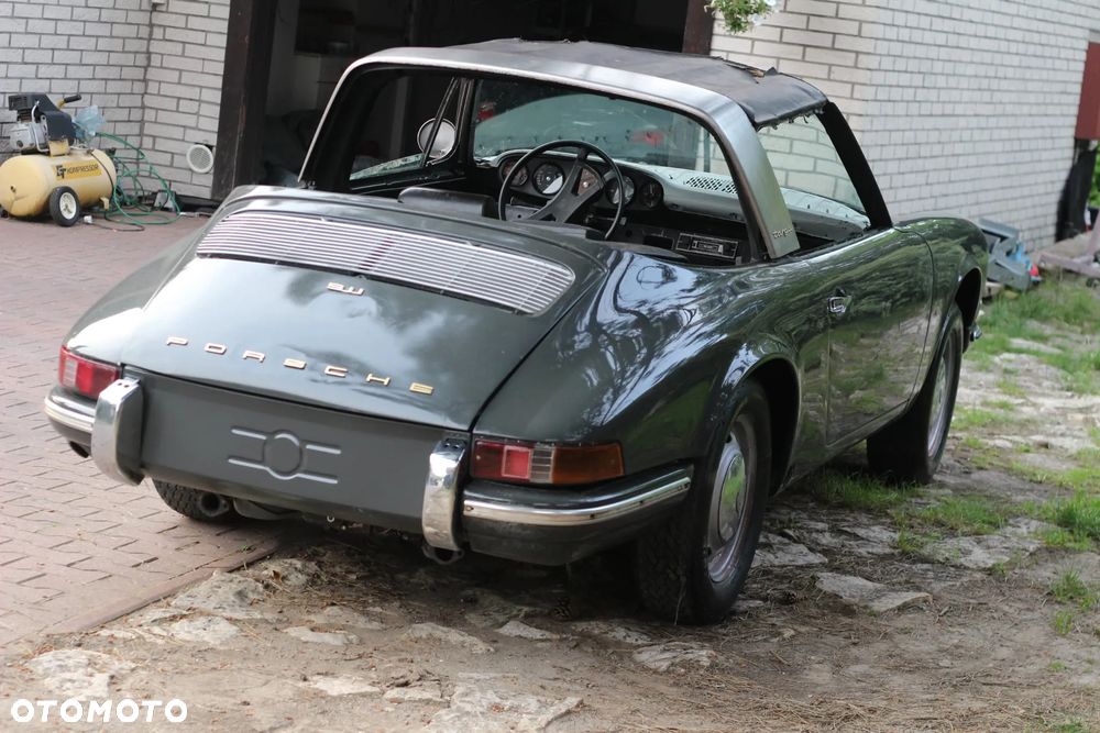 Porsche 911 - 12