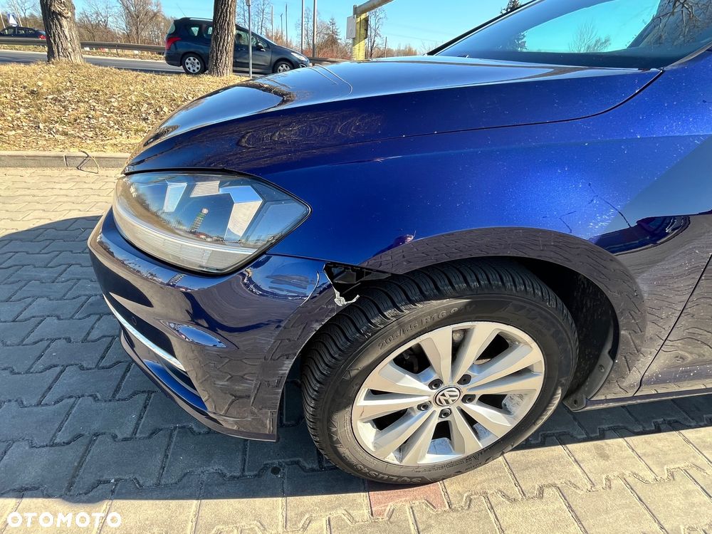 Volkswagen Golf - 4