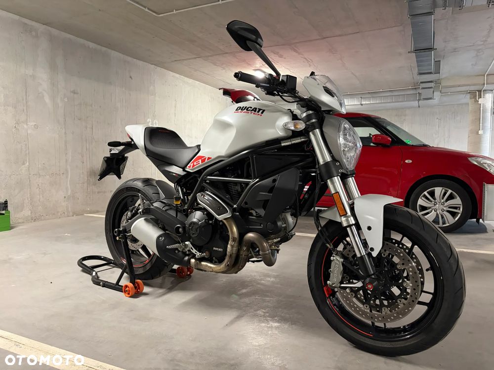 Ducati Monster - 2